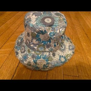 Pistil Zinnia Floral Cotton Distressed Edge Sun Bucket hat OS